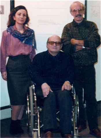 Alime Mitap with Server Tanilli and Tan Oral are in the exhibition of Strasbourg, in 1990.